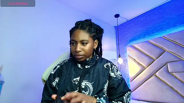 Snapshot of Queen_perla_ chatting on 20, 3, 2025 Queen perla online show from 20, 3, 2025