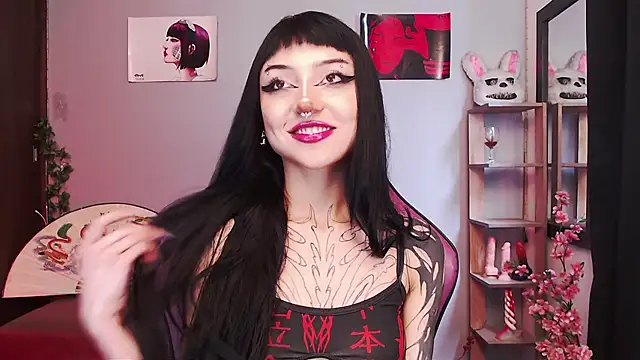 Snapshot of catipetite chatting on 2, 11, 2025 catipetite online show from 2, 11, 2025