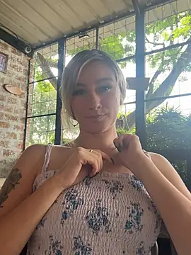 MaryDeniro online show from 14, 5, 2026
