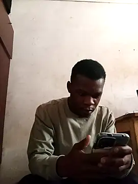 Snapshot of Uncletee112 chatting on 11, 9, 2025 Uncletee112 online show from 11, 9, 2025