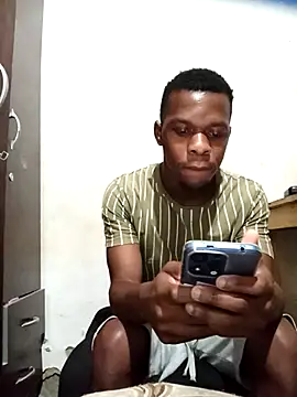 Snapshot of Uncletee112 chatting on 13, 9, 2025 Uncletee112 online show from 13, 9, 2025