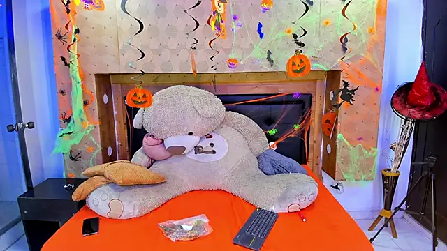 SofiAndNicol online show from 27, 10, 2025