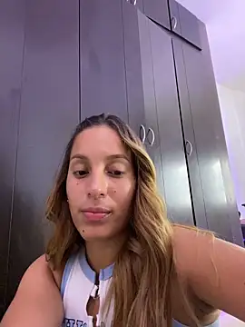 Agnescruzz online show from 18, 1, 2026