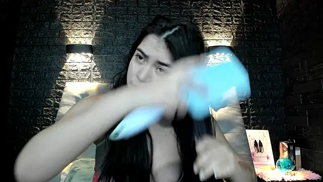 Snapshot of Sweet-Monica chatting on 7, 2, 2025 Sweet-Monica online show from 7, 2, 2025