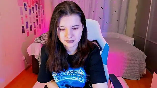 Snapshot of Vanessa_Verona chatting on 2, 2, 2025 Vanessa Verona online show from 2, 2, 2025