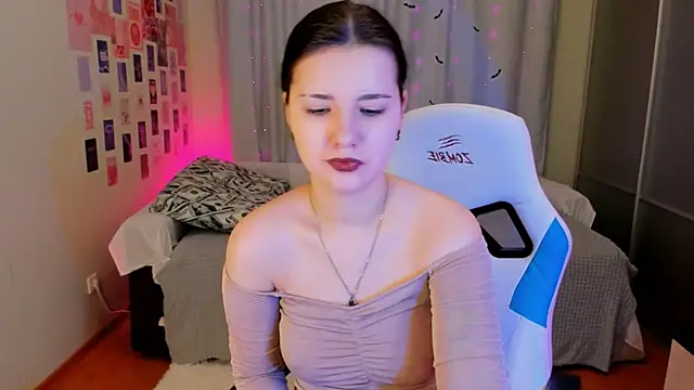 Snapshot of Vanessa_Verona chatting on 2, 2, 2025 Vanessa Verona online show from 2, 2, 2025