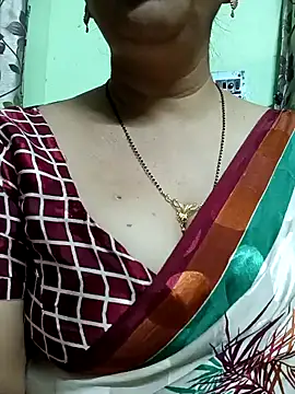 Snapshot of Rosy-B chatting on 14, 12, 2024 Rosy-B online show from 14, 12, 2024