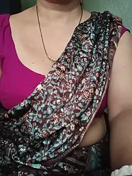 Snapshot of Rosy-B chatting on 8, 6, 2026 Rosy-B online show from 8, 6, 2026