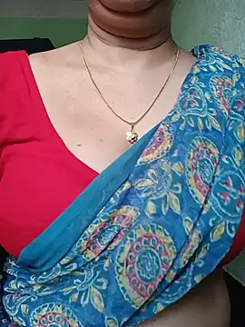 Snapshot of Rosy-B chatting on 19, 7, 2026 Rosy-B online show from 19, 7, 2026