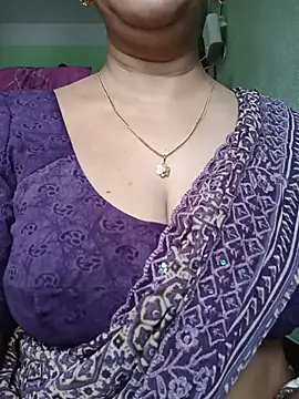 Snapshot of Rosy-B chatting on 3, 8, 2026 Rosy-B online show from 3, 8, 2026