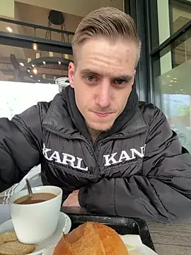 Cookieboy88 online show from 17, 4, 2026