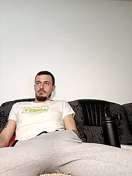 mayk18cm online show from 31, 1, 2025