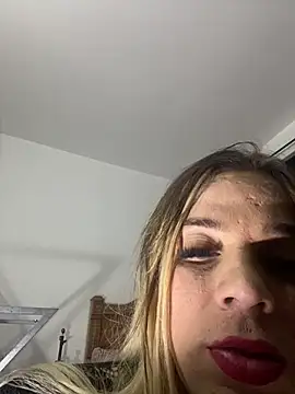 lanahot-77 online show from 9, 10, 2025