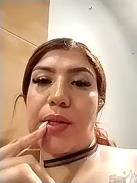 AriaRusso online show from 9, 1, 2025