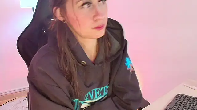 Snapshot of DeepAnalAddict chatting on 9, 2, 2025 DeepAnalAddict online show from 9, 2, 2025