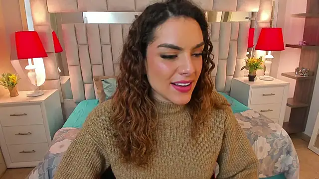 mariiahneedles online show from 11, 10, 2025