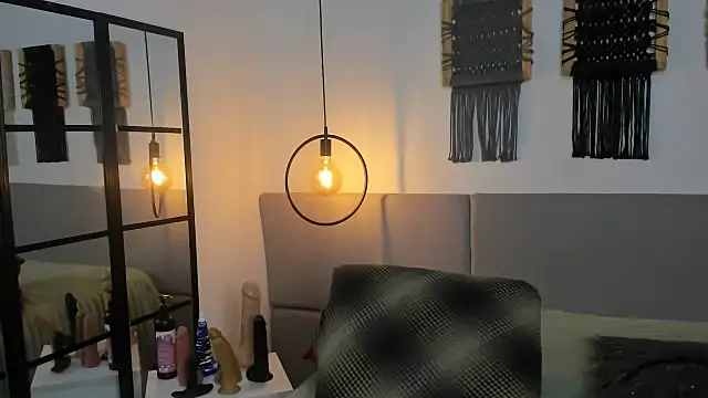 Sweet camille online show from 19, 5, 2026