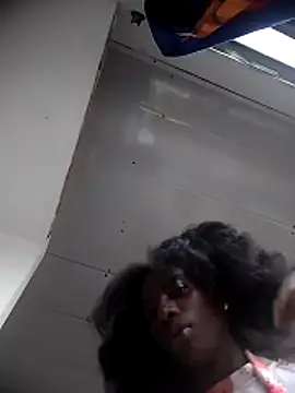 Snapshot of spicycouplex chatting on 7, 3, 2026 spicycouplex online show from 7, 3, 2026