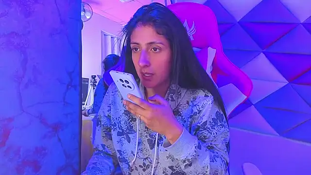 Cameron cutte online show from 24, 10, 2025