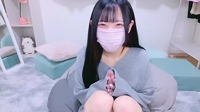 Snapshot of Suzu_ch_xx chatting on 4, 12, 2024 Suzu ch xx online show from 4, 12, 2024