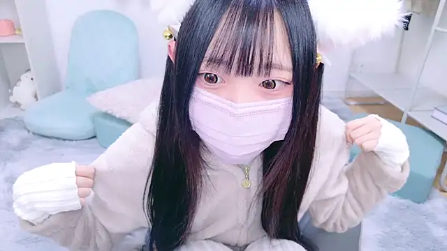 Snapshot of Suzu_ch_xx chatting on 11, 1, 2025 Suzu ch xx online show from 11, 1, 2025