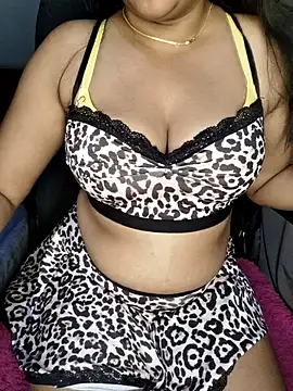 Snapshot of Loveshash1 chatting on 2, 6, 2026 Loveshash1 online show from 2, 6, 2026