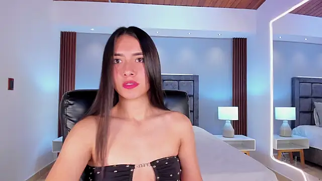 Snapshot of Emmaa_Robertss chatting on 9, 1, 2025 Emmaa Robertss online show from 9, 1, 2025