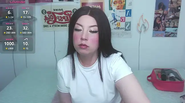 Snapshot of ari_rossee chatting on 12, 3, 2025 ari rossee online show from 12, 3, 2025