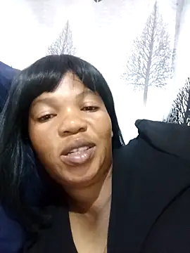 Snapshot of FreakyAngel3X chatting on 5, 2, 2026 FreakyAngel3X online show from 5, 2, 2026