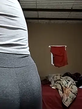 Michellluxo online show from 26, 4, 2026