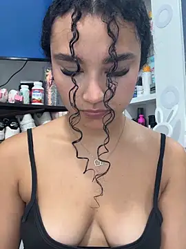 kitty kayo online show from 10, 11, 2025