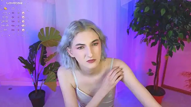 Mia Cheers online show from 14, 12, 2024