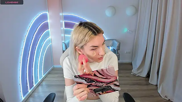 Mia Cheers online show from 22, 2, 2025