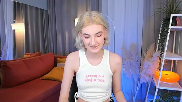 Mia Cheers online show from 9, 3, 2025