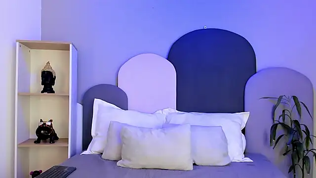 TaraCarson online show from 6, 3, 2026