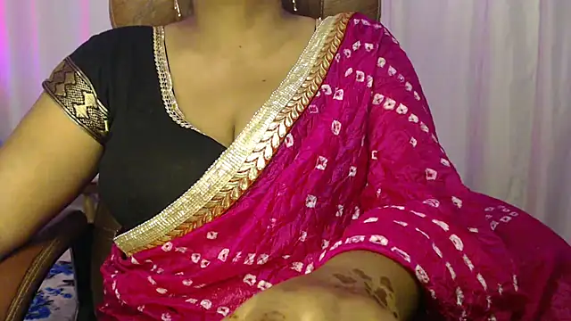 Prita07 online show from 4, 11, 2025