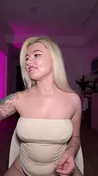 Snapshot of Anour_amour chatting on 29, 4, 2026 Anour amour online show from 29, 4, 2026