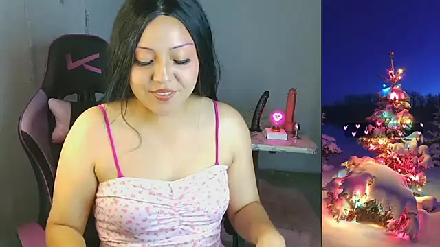 PurpleHaze17 online show from 15, 12, 2025