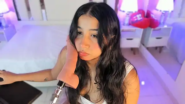 Miliaangeles online show from 10, 9, 2025