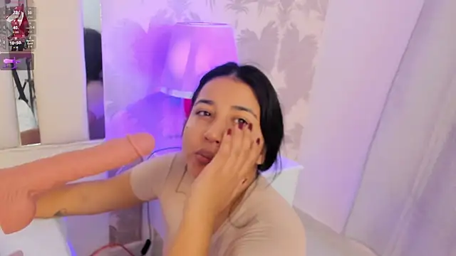 Miliaangeles online show from 22, 2, 2026