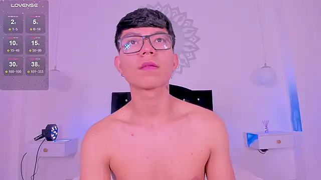 CodyTwink online show from 18, 10, 2025