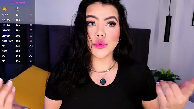 Snapshot of Harmonybabe_ chatting on 19, 9, 2025 Harmonybabe online show from 19, 9, 2025