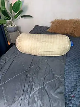 Cinderella-98 online show from 17, 2, 2025