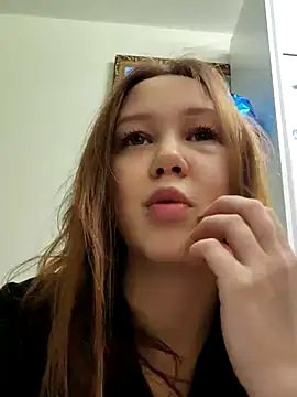  AnMiss  online show from 14, 2, 2025