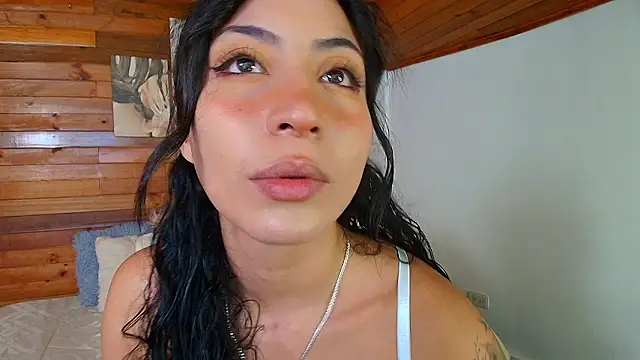 amber curly online show from 14, 3, 2026