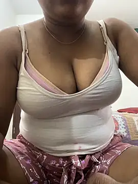 Nancy-22 online show from 31, 10, 2025