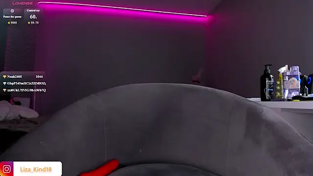 juicy-pussy online show from 7, 7, 2026