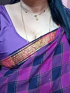 Snapshot of ananya956 chatting on 5, 4, 2026 ananya956 online show from 5, 4, 2026
