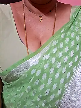 Snapshot of ananya956 chatting on 9, 4, 2026 ananya956 online show from 9, 4, 2026
