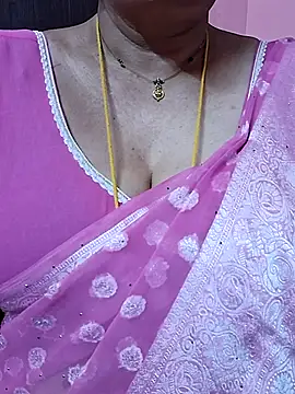 Snapshot of ananya956 chatting on 19, 4, 2026 ananya956 online show from 19, 4, 2026